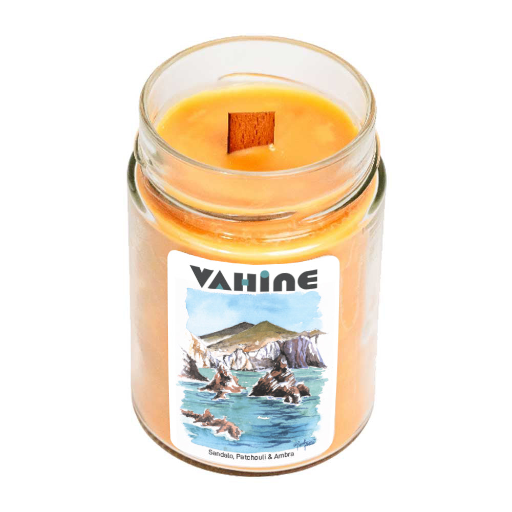 VAHINE Faraglioni di Lucia Rosa Sandalo, Patchouli & Ambra 275g - candela profumata