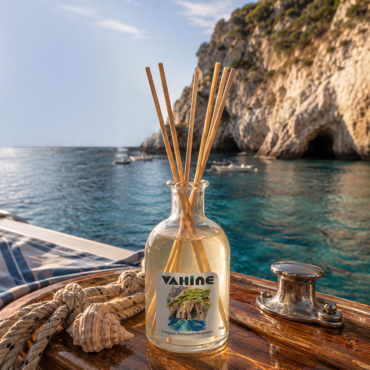 VAHINE La Cattedrale Frangipani, Champagne & Bergamotto 250ml - profumatore ambiente con bastoncini